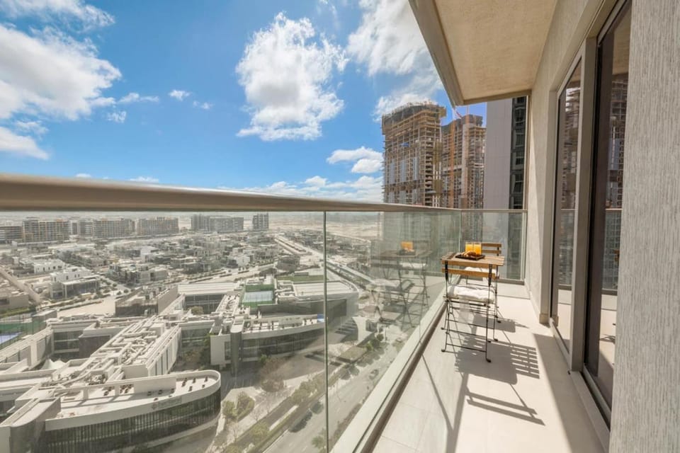 View (from property/room), Balcony/Terrace, City view