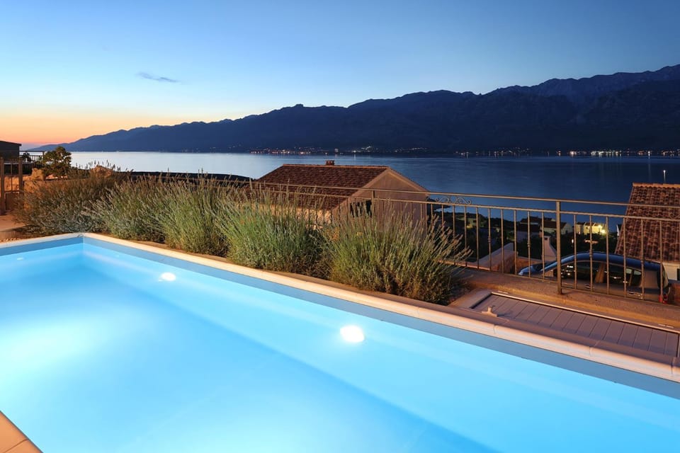 Mediterranean villa with pool, beach, panoramic view - by TRAVELER tourist agency Krk - ID 2509 Villa in Zadar County