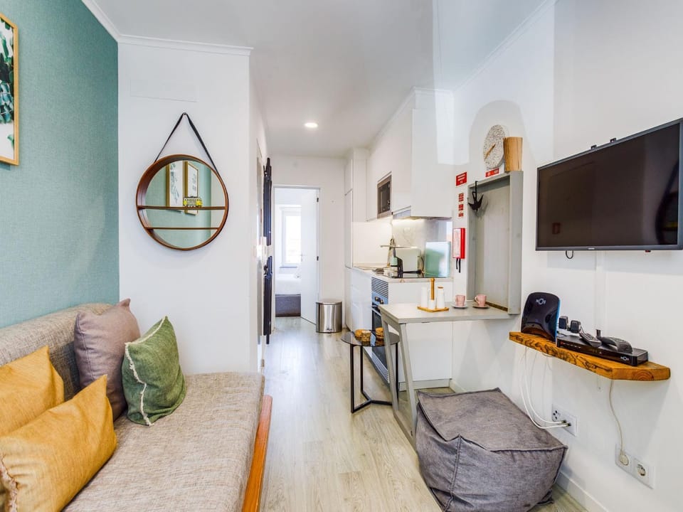 TV and multimedia, Kitchen or kitchenette, Seating area, Dining area