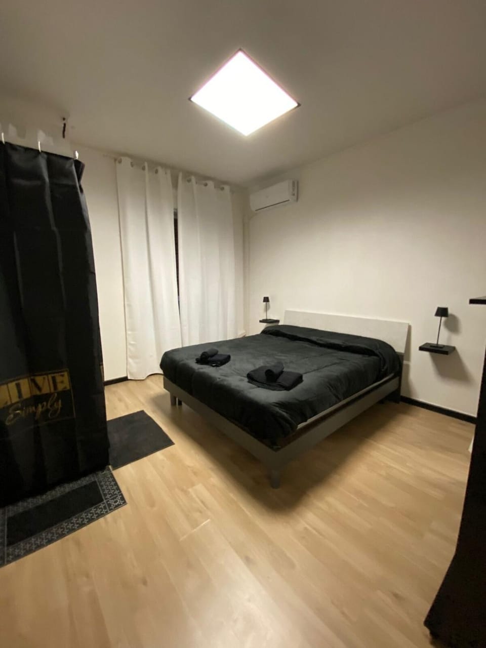 Red 40 Apartment in Palermo