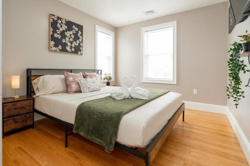 Bed, Bedroom