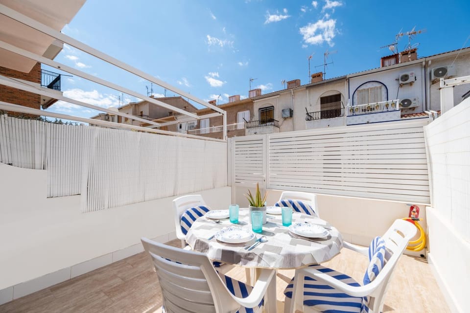 Patio, Balcony/Terrace
