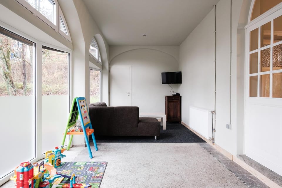 Maison Meuse House in Dinant