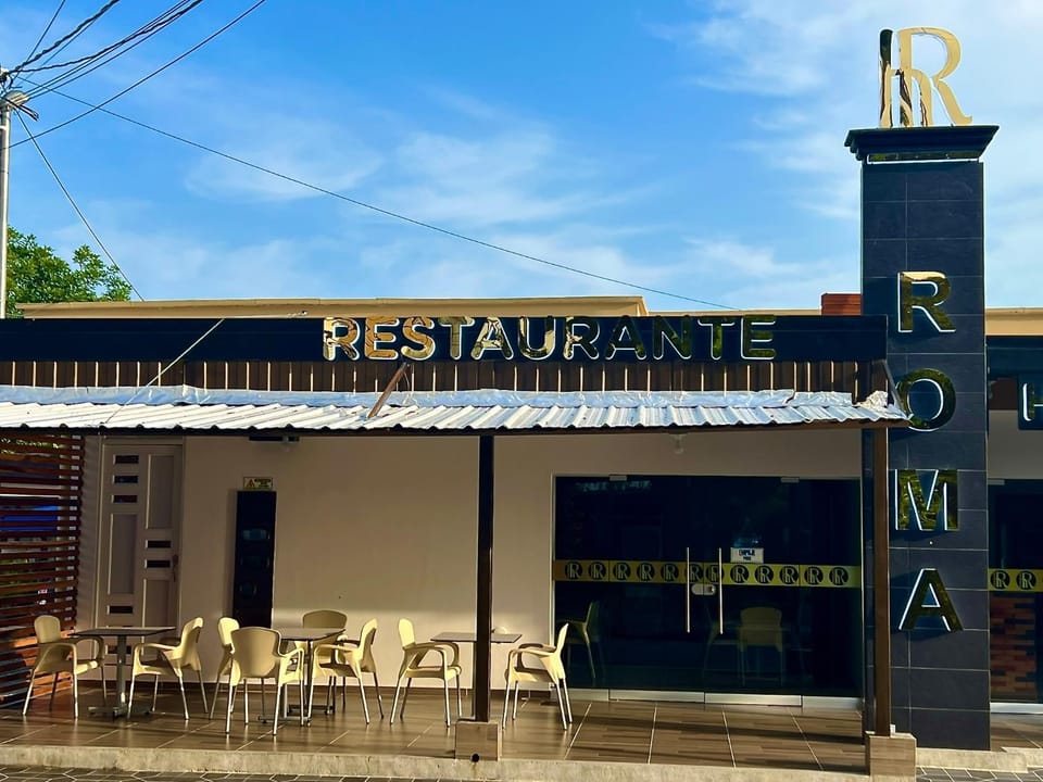 Restaurant/places to eat, Property logo or sign, Street view