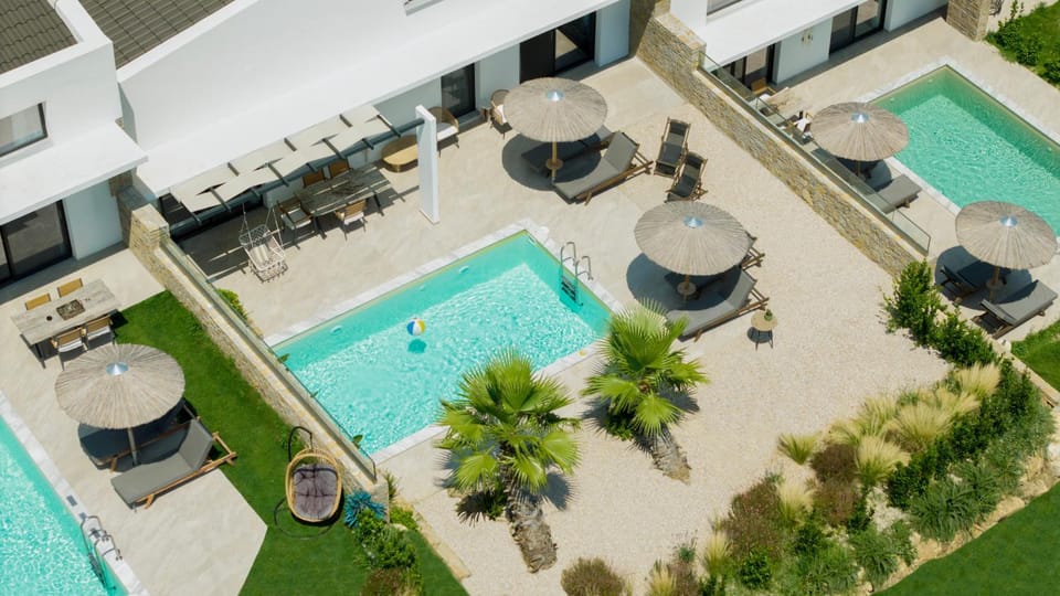 Day, Garden, Pool view, sunbed