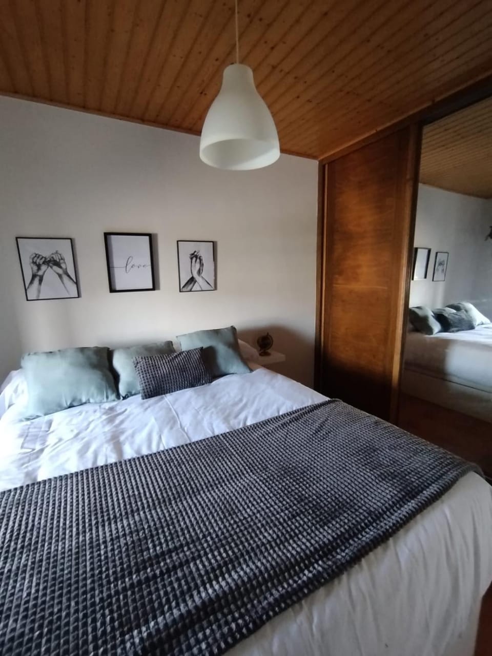 Bed, Bedroom, wardrobe