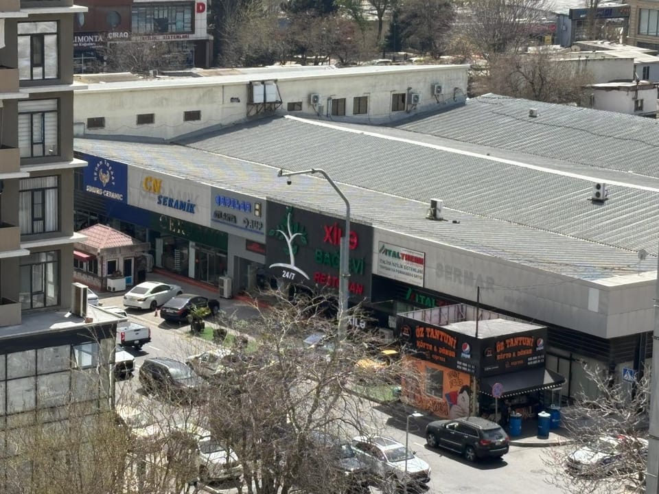 Property building, Neighbourhood, City view, Street view, Location