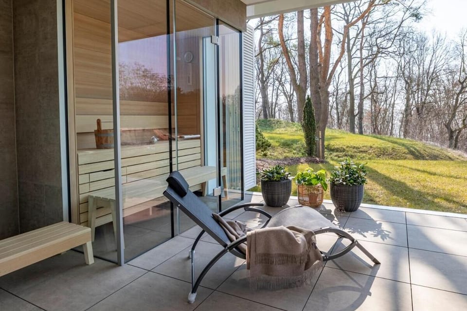 Property building, Sauna
