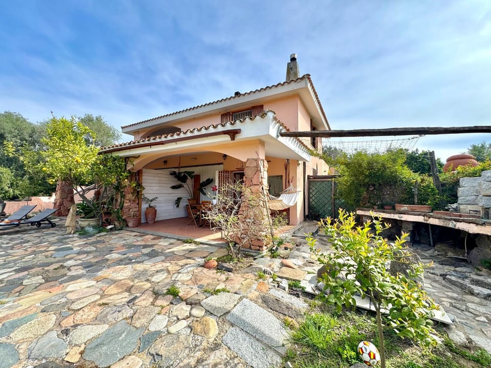 Property building, Garden, Garden view