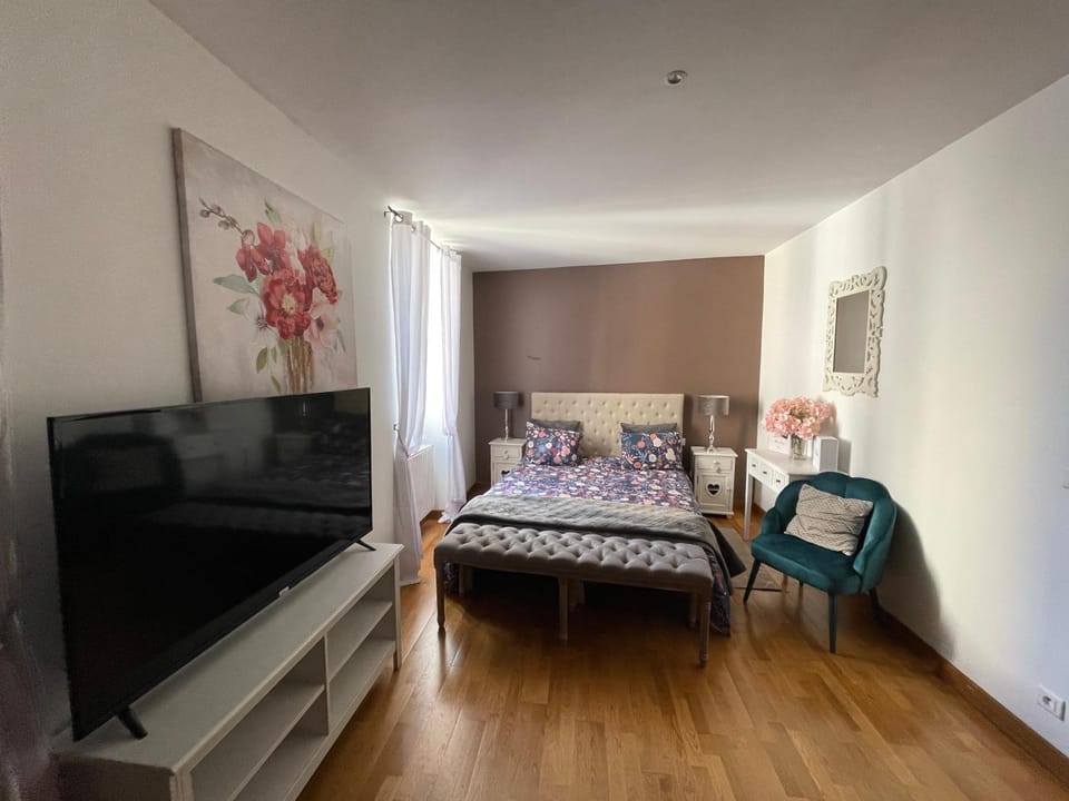Appt 6 à 8 pers Apartment in Souillac