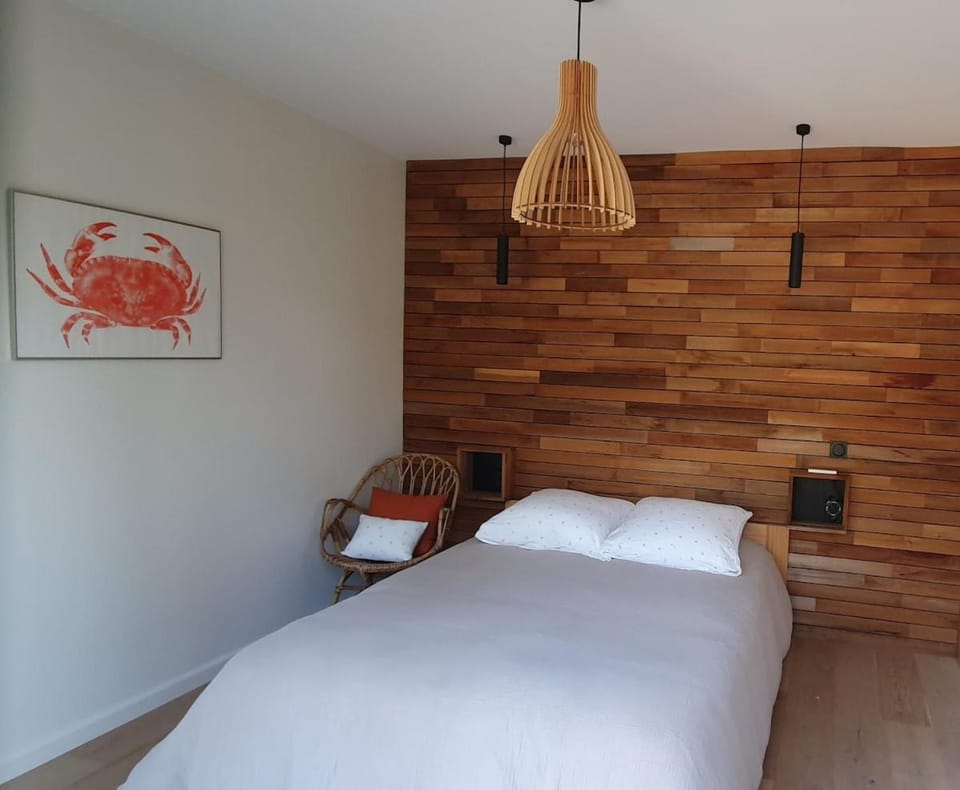 L'escapade suspendue - logement Le Cèdre Rouge, vue pinède et spa House in Quend