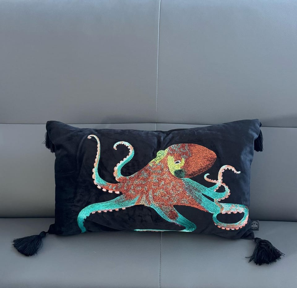 Jay Seas View Apartment in Chapel Saint Leonards