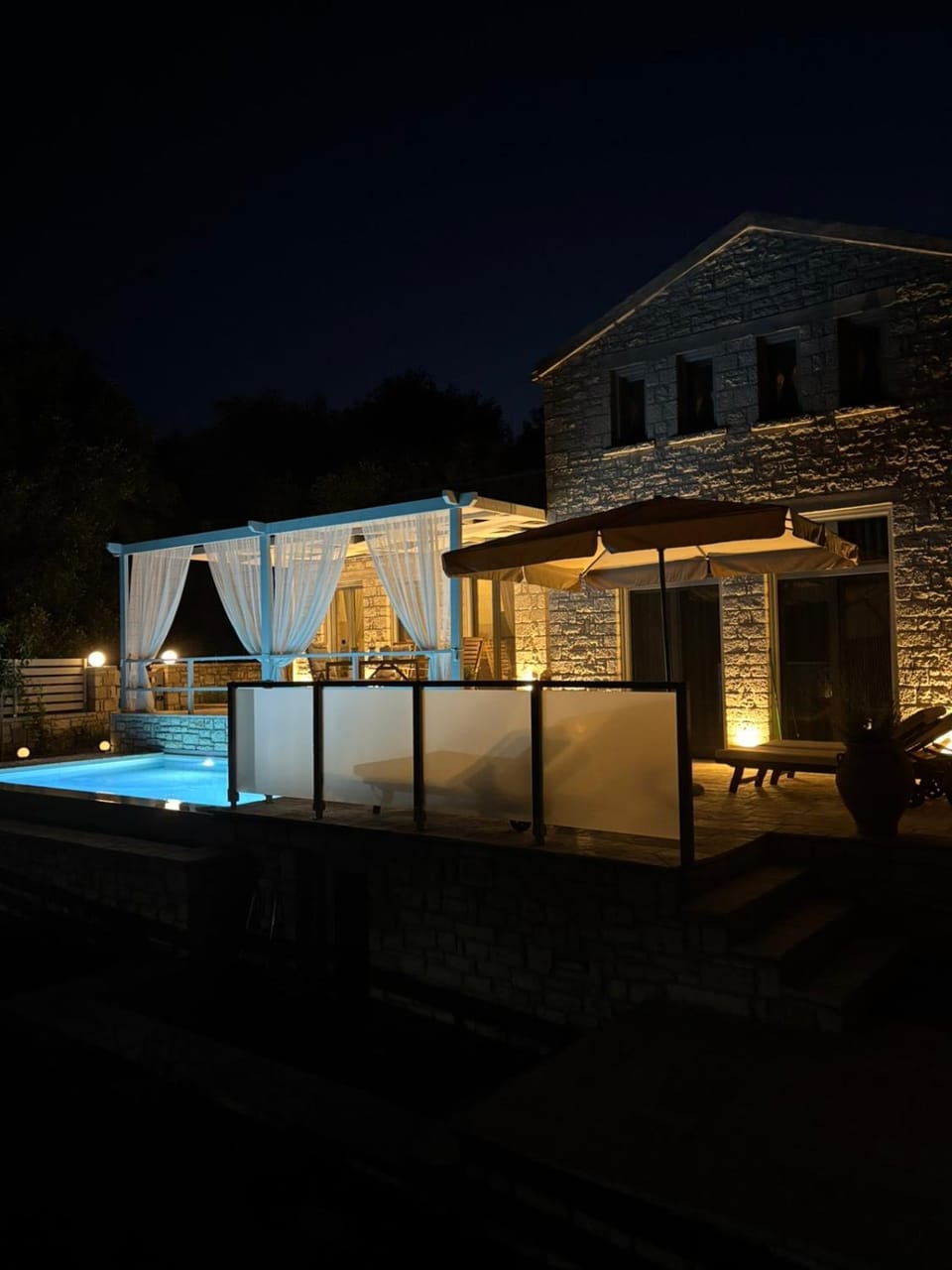 Garden, Swimming pool