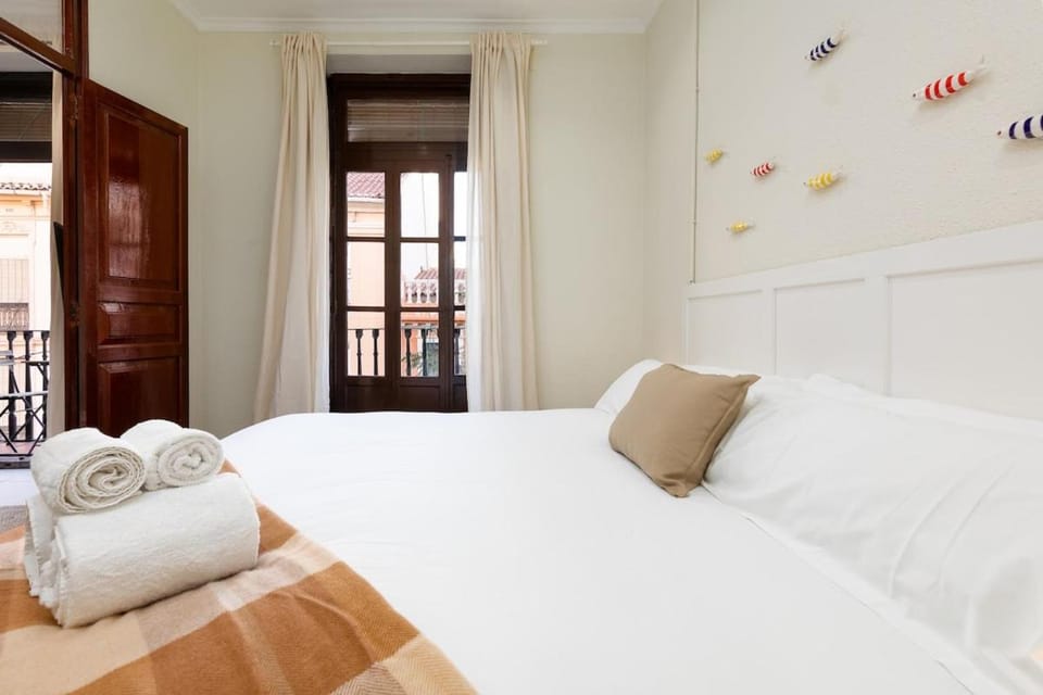 Hogar tradicional con balcón cerca de la playa Apartment in Valencia