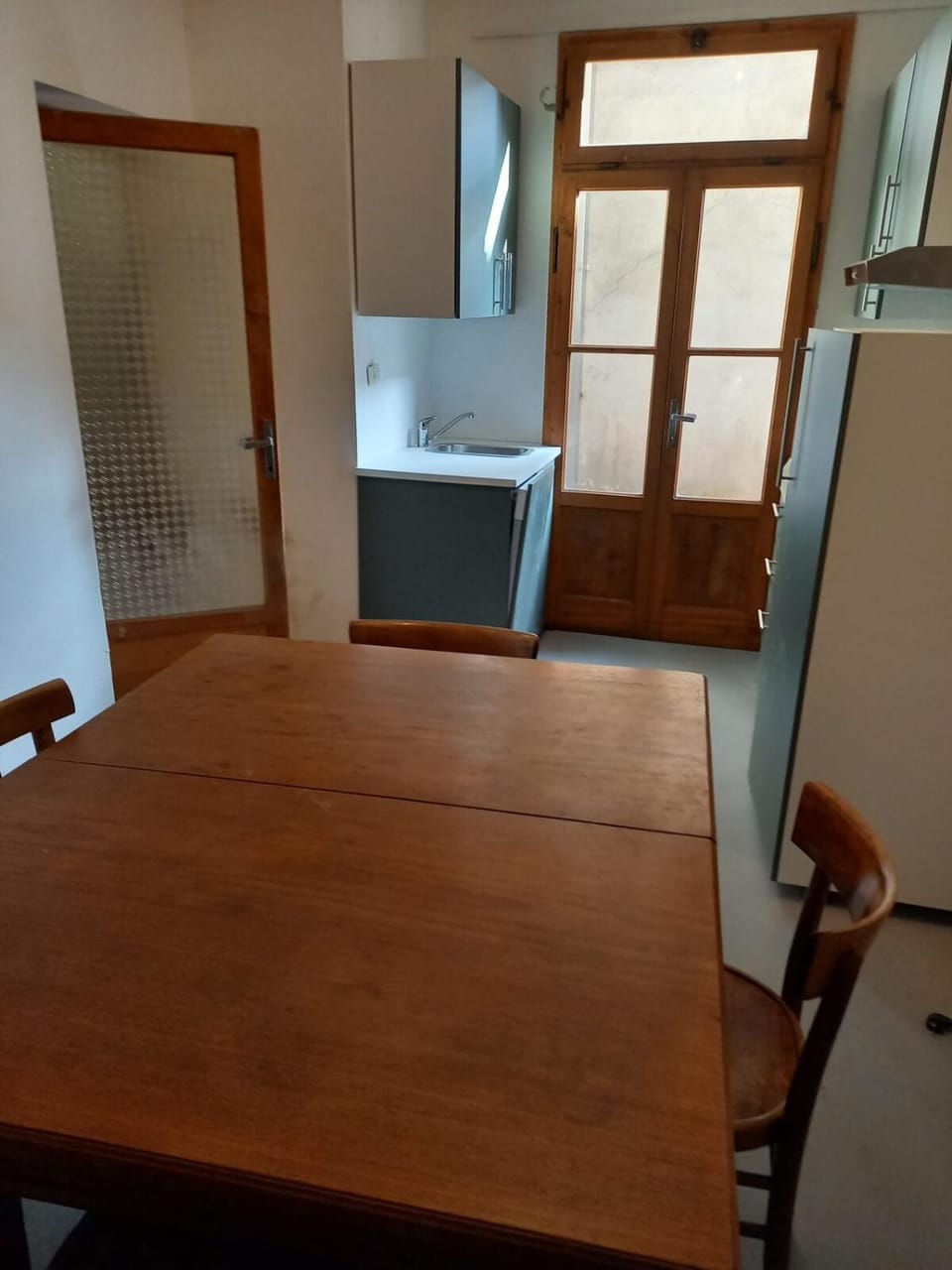 Dining area, kitchen