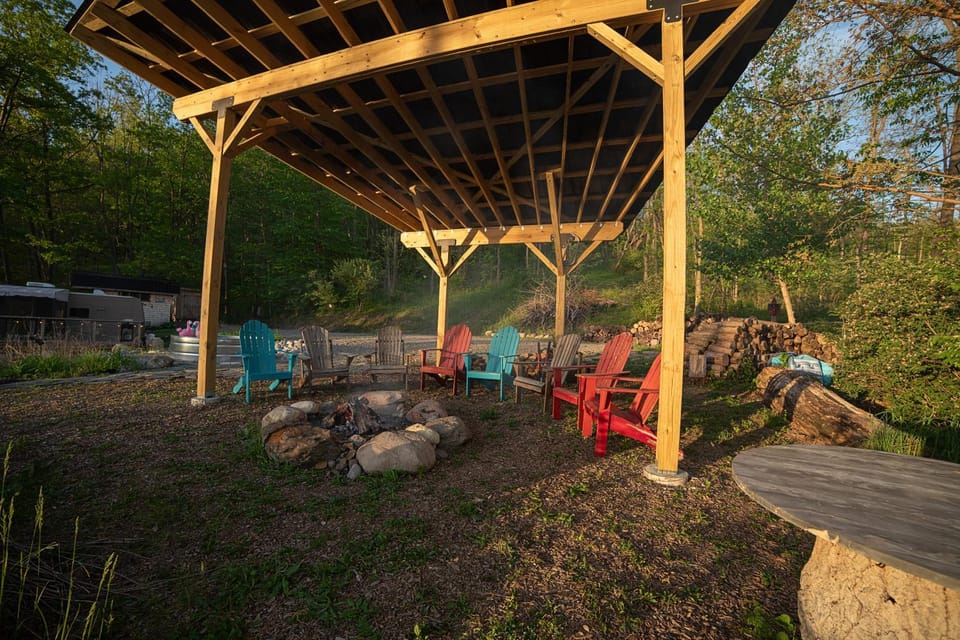Conesus Lake Glamping With A View Campground/ 
RV Resort in Conesus Lake