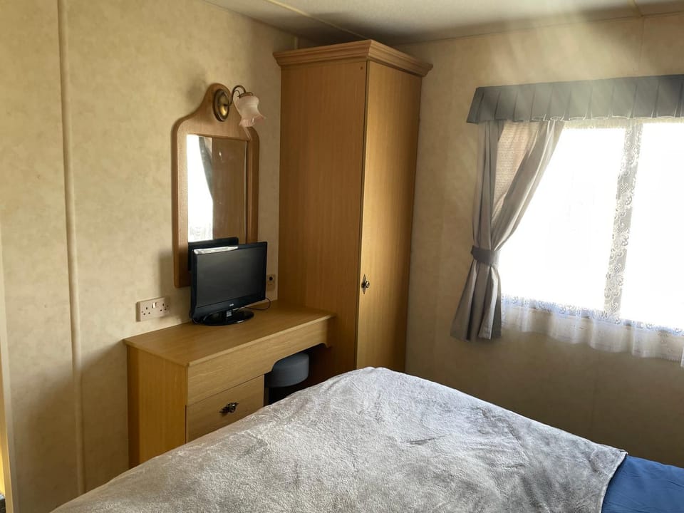 TV and multimedia, Bedroom