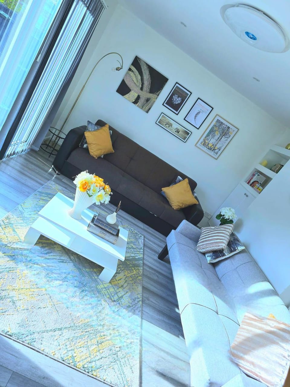 Large House, Home for Contractors- Park Free Apartment in Tonbridge and Malling District