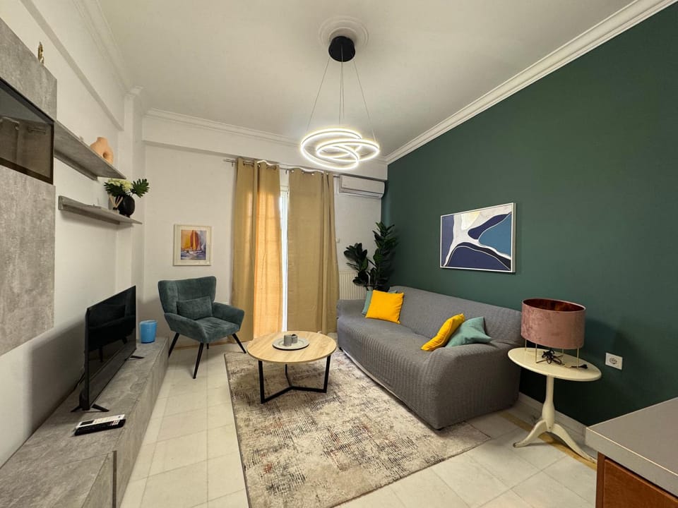 AIOLOS Glyfada LUX Escape suite 6 Apartment in South Athens