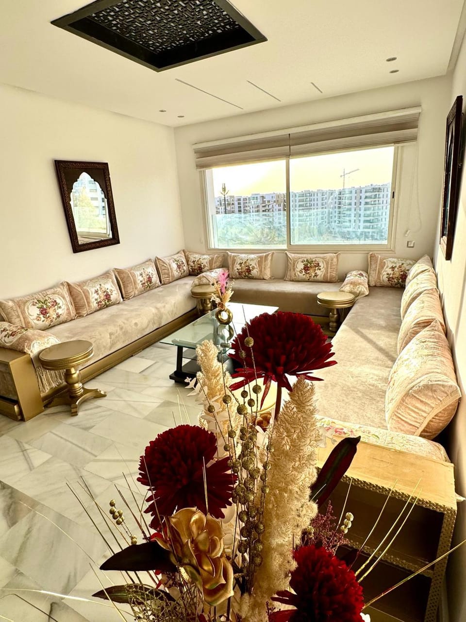 Luxueux appartement centre ville wifi 200 Mo illimité ! Apartment in Fes