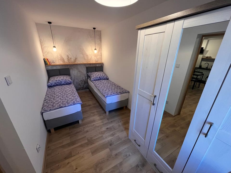Bed, Bedroom, wardrobe