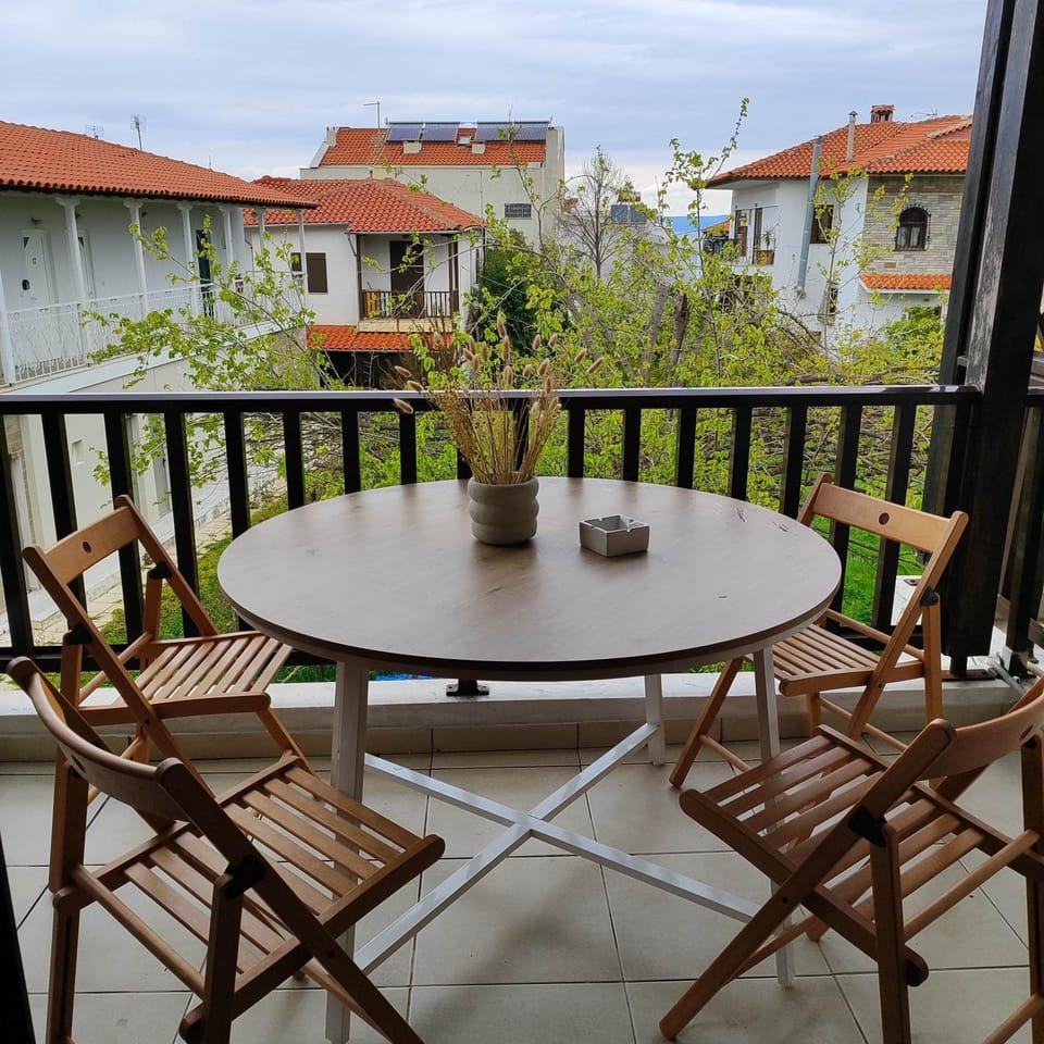 Patio, View (from property/room), Balcony/Terrace, Dining area