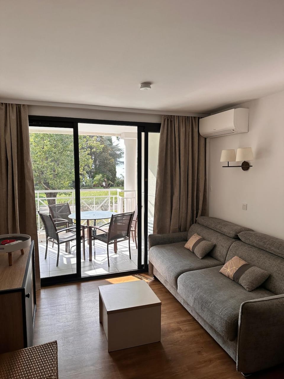 Seating area