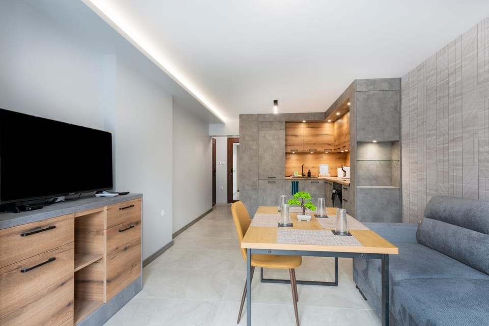 Urban Five #1 - Stylish One-bedroom apartments with Kitchen & Parking Apartment in Veliko Tarnovo