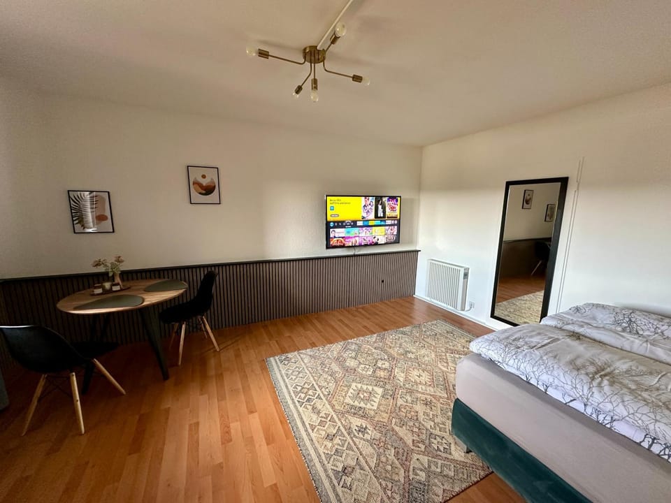 TV and multimedia, Photo of the whole room