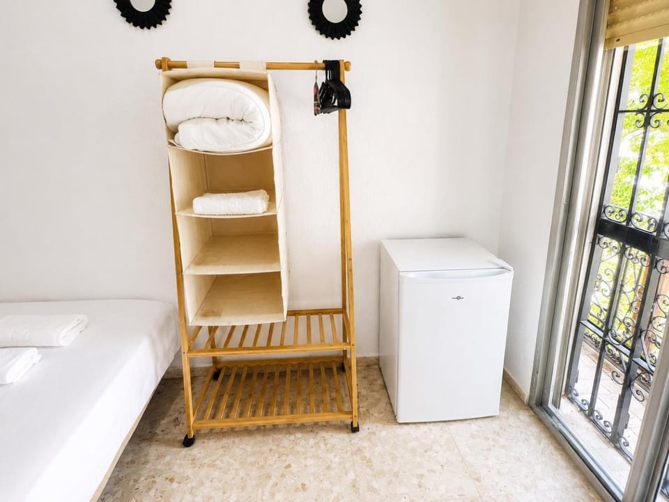 Rooms Cruz Roja Vacation rental in Seville