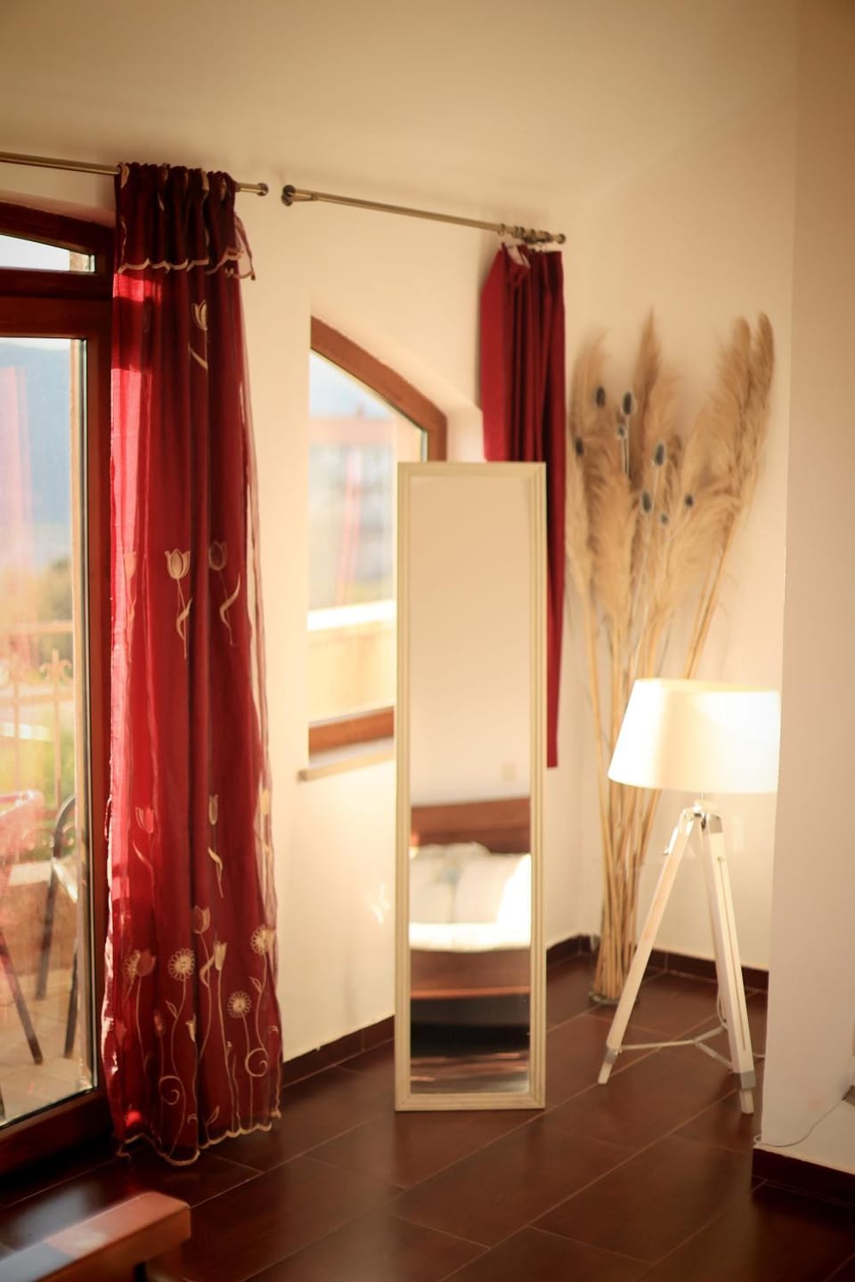 Bed, Balcony/Terrace, Photo of the whole room, Bedroom