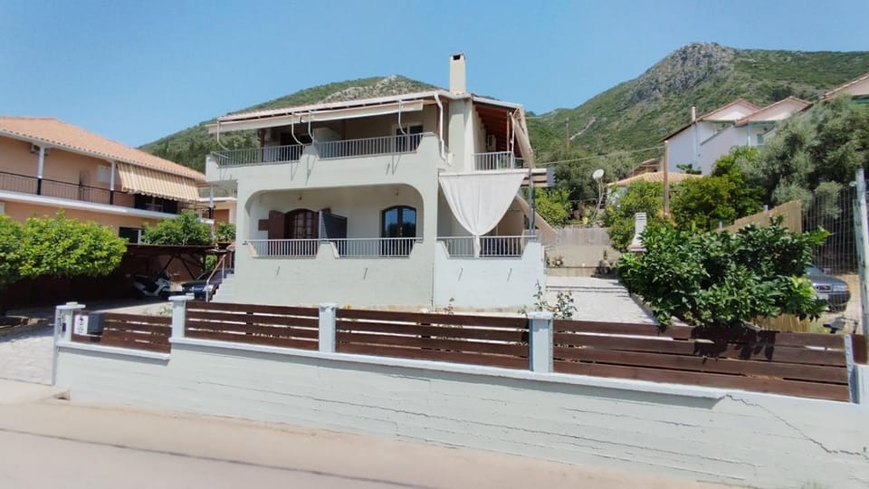 Property building, Natural landscape