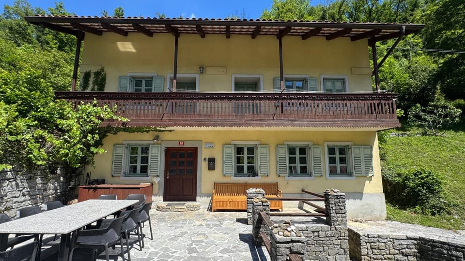 Hisa Betin 4 bedroom Holiday Home in Soca Valley House in Slovenia