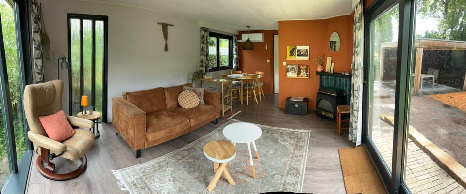 Relax Chalet Veluwe Chalet in Putten