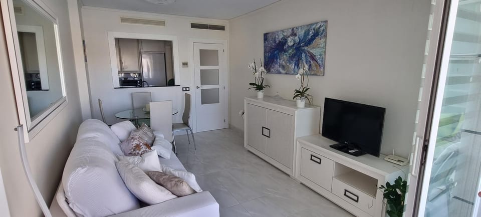 Magic holiday - 1st line, seaview, pool & parking Apartment in Calp