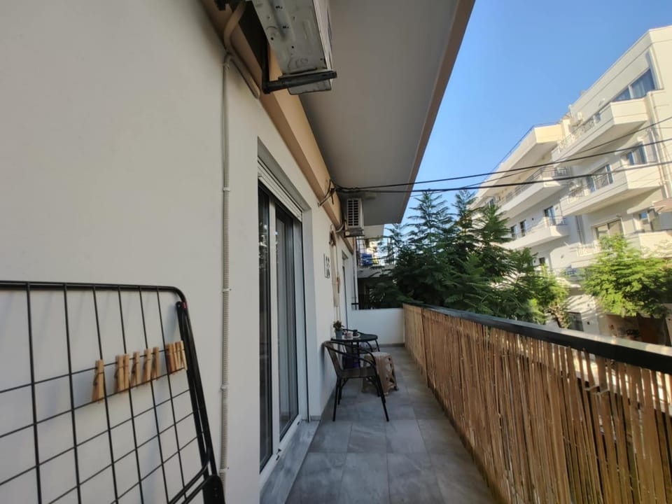 Patio, Day, View (from property/room), Balcony/Terrace
