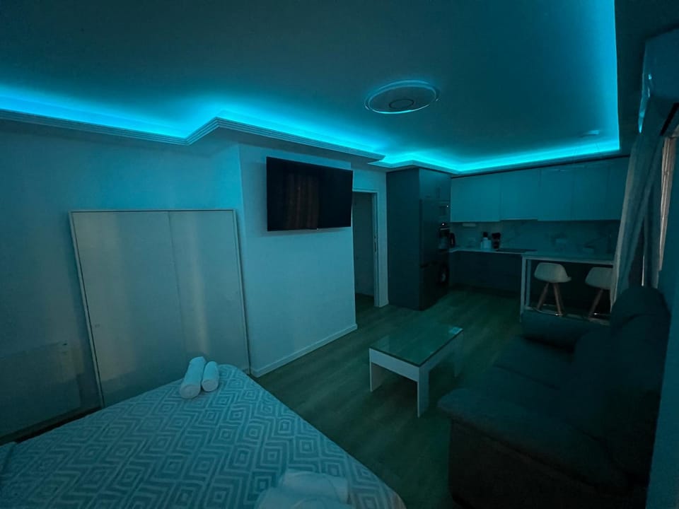 TV and multimedia, Photo of the whole room