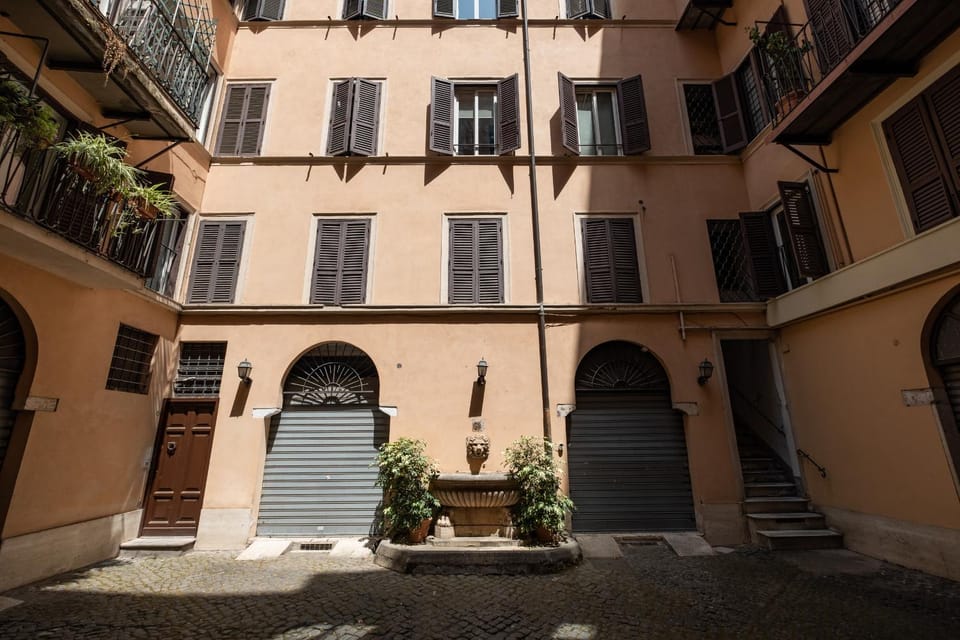 Property building, Facade/entrance, Day