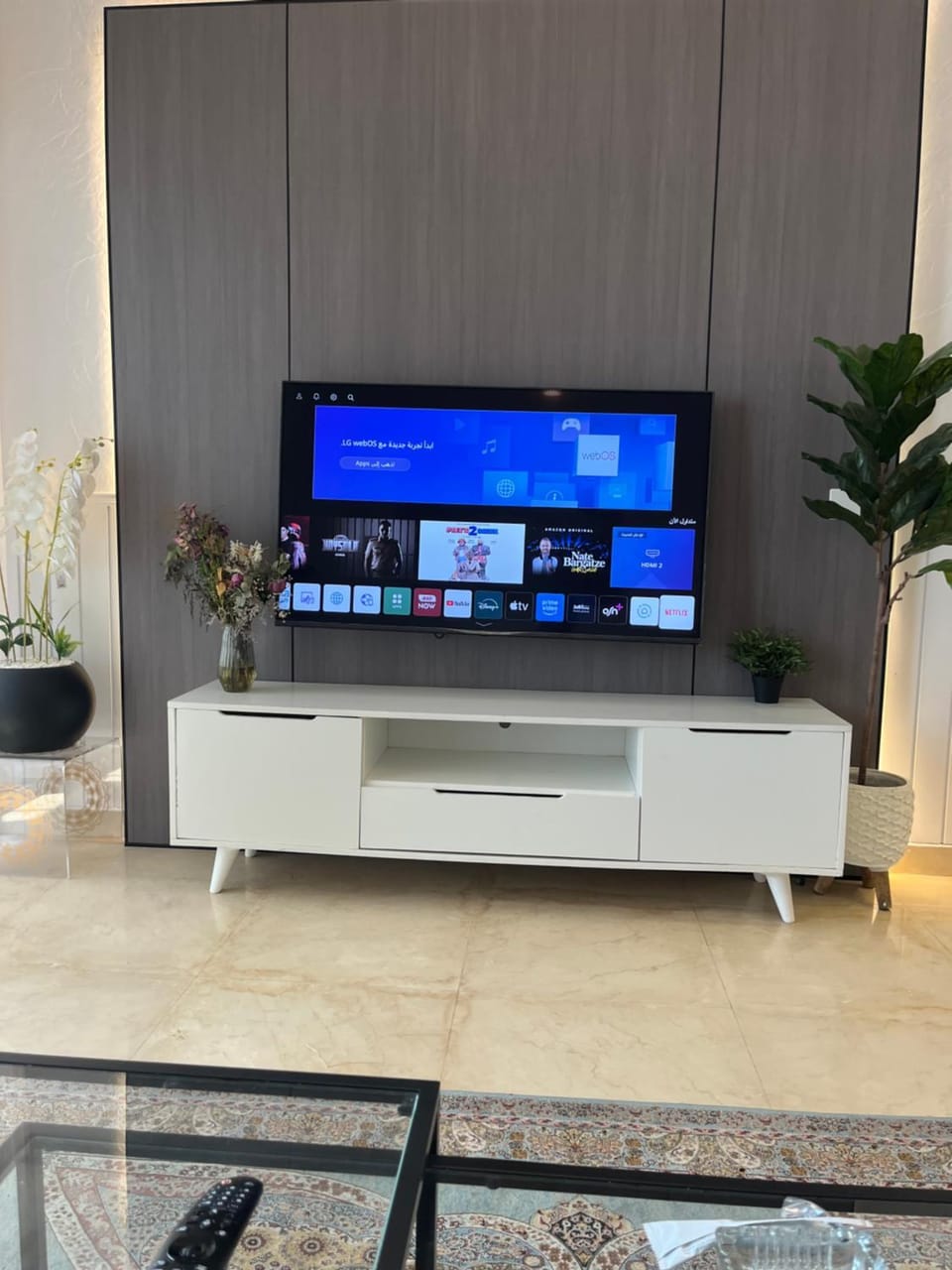 Communal lounge/ TV room, TV and multimedia, Evening entertainment