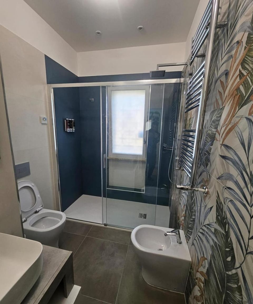 Shower, Toilet, Bathroom, bidet
