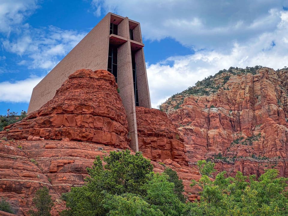 Crimson Canyon Home - Majestic Nature Southwest Charm House in Sedona
