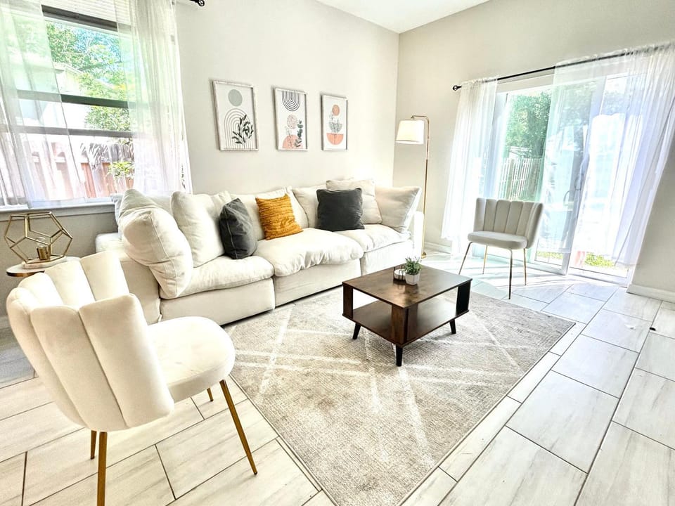 3BR | Spacious | Entire House | Close to all Parks House in Orlando