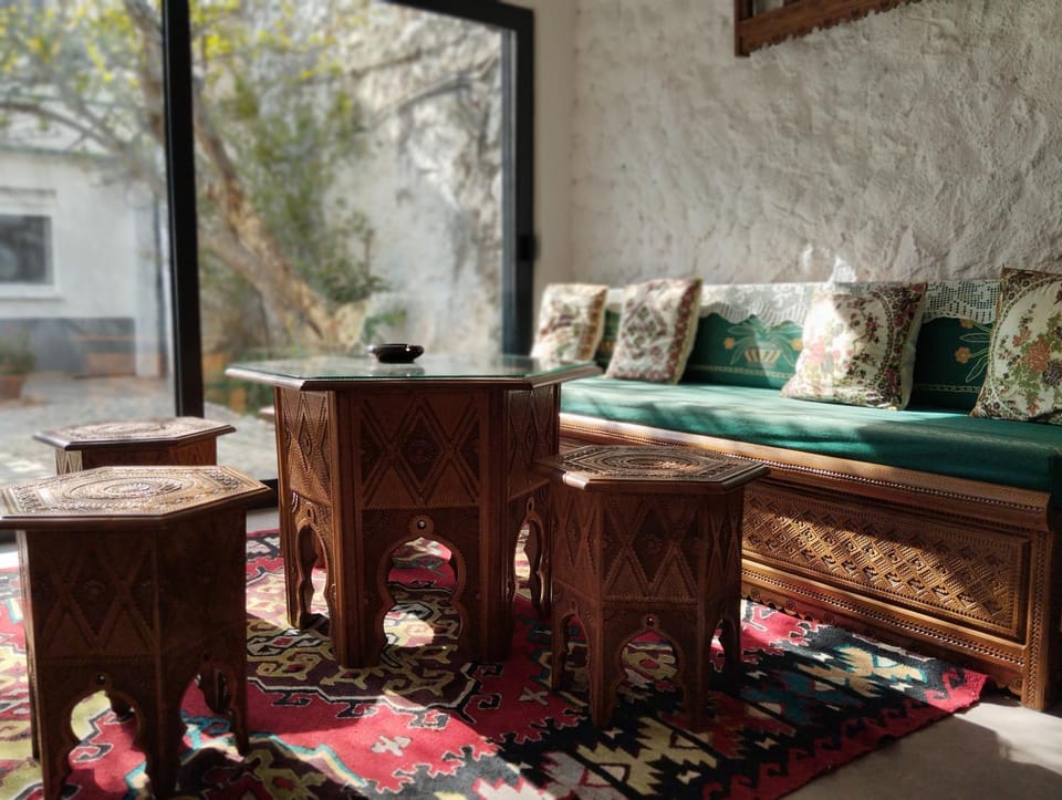 Patio, Seating area