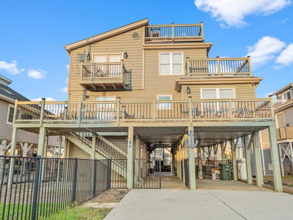 Cherry Grove beautiful beach house private pool House in North Myrtle Beach