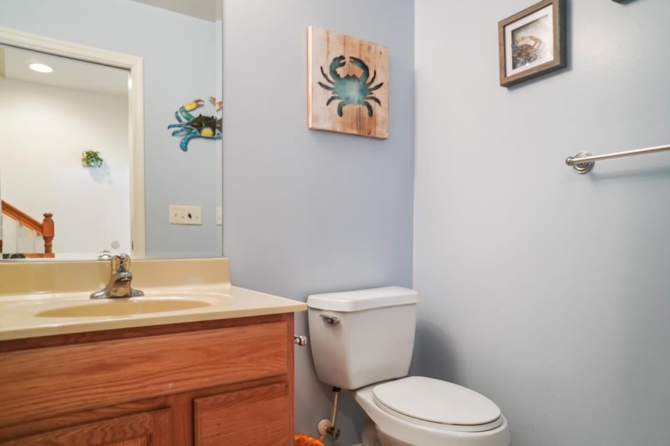 Spacious 3-Bedroom Ocean Block Townhome in Ocean City Steps from the Beach & Attractions House in Ocean City