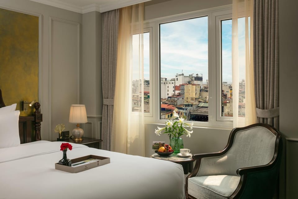 Bed, Bedroom, City view