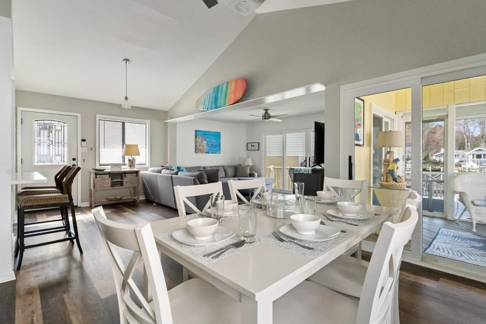 Heron Hideaway Canal-Front 3-Bedroom Home in Ocean Pines, MD, Near Ocean City Beaches House in Ocean Pines