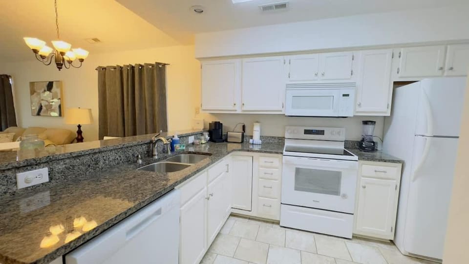River Oaks Adorable 2BR apartment Apartment in Carolina Forest