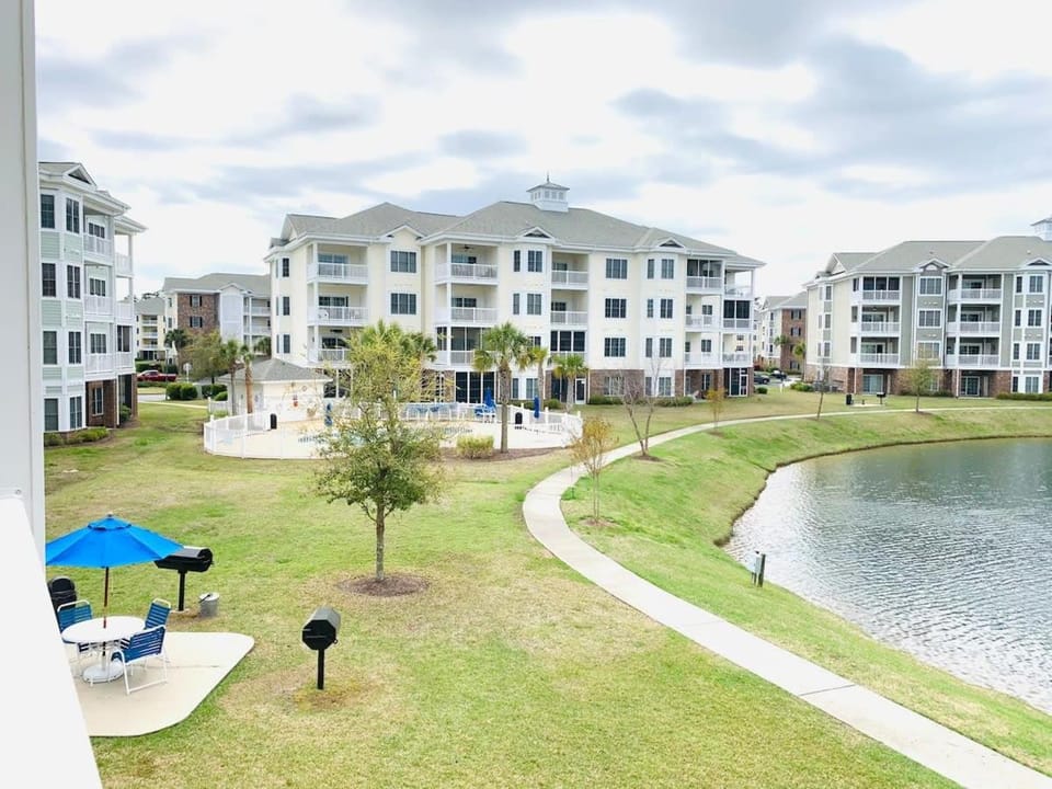 Calming & Relaxing condo in the center of MB House in Myrtle Beach