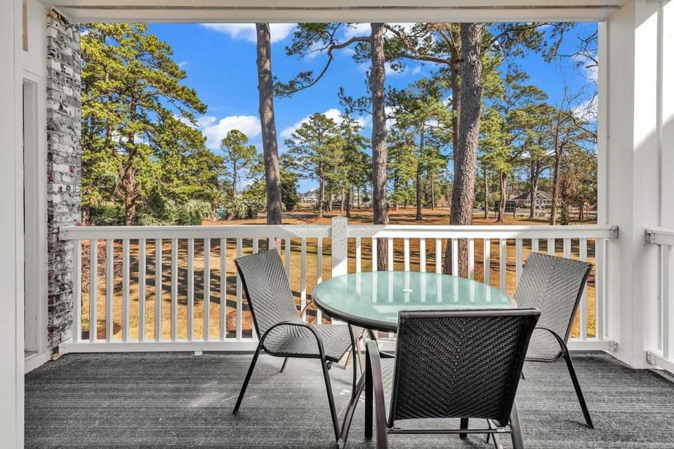 Fantastic condo in the center of Myrtle Beach House in Carolina Forest